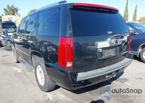 2008 Cadillac Escalade Standard from USA, damaged, VIN 1GYEC63898R167248